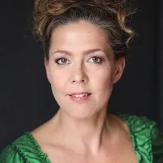 ivonne-fuchs.jpg