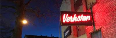 Operaverkstans skylt