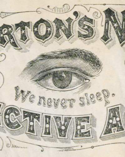 Pinkertons Detektivbyrås flygblad med ett öga och texten "We never sleep"